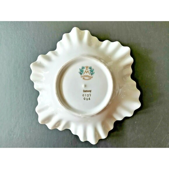 Vintage Ceramic Dish Mitterteich Bavaria Germany Nuts Trinket Floral Gold Touch - Picture 2 of 3